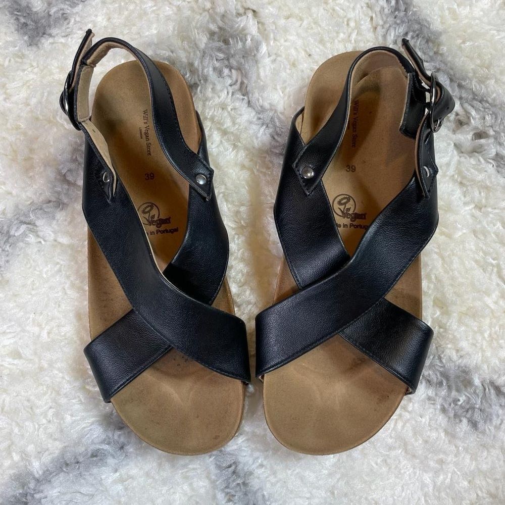 Will’s vegan store Sandals